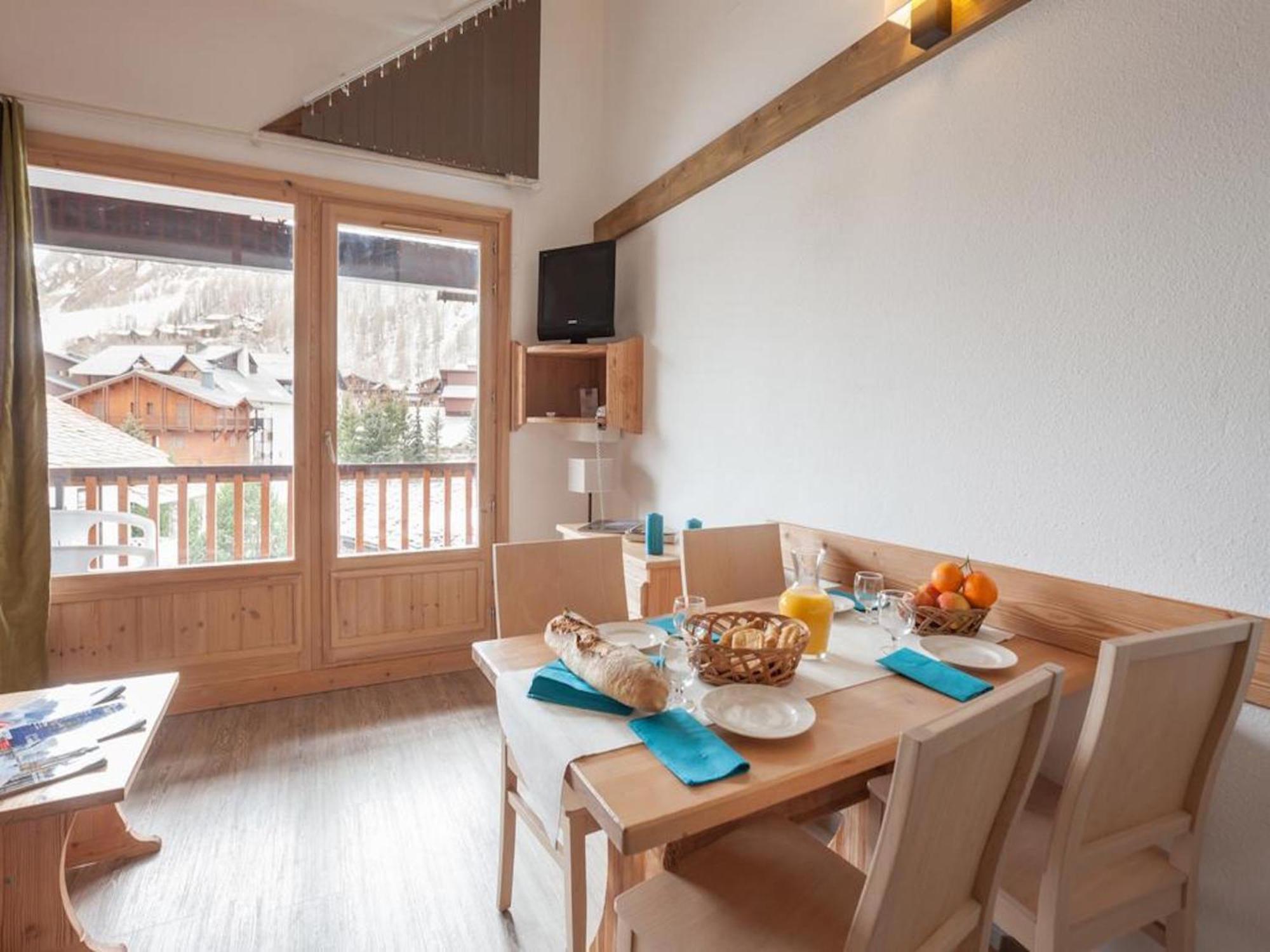Residence & Spa Les Chalets De Solaise Val-d'Isere Room photo